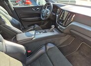Volvo XC60 SUV / Terénní 2,0 l 140 kw