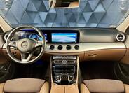 Mercedes-Benz Třídy E 9