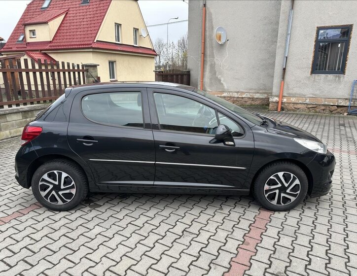Peugeot 207 Hatchback 1,4 l 54 kw