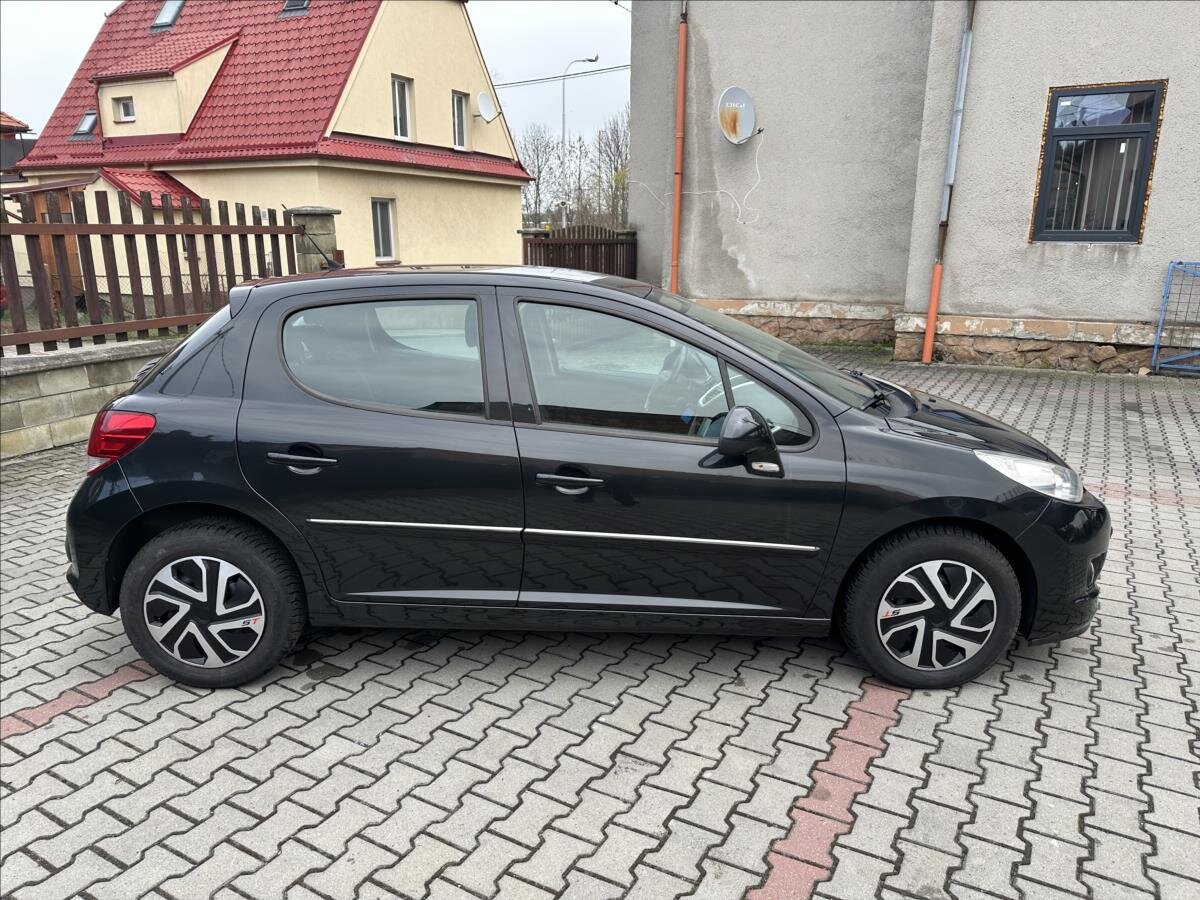 Peugeot 207 Hatchback 1,4 l 54 kw
