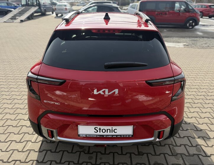 KIA Stonic CUV / Crossover 998,0 74 kw