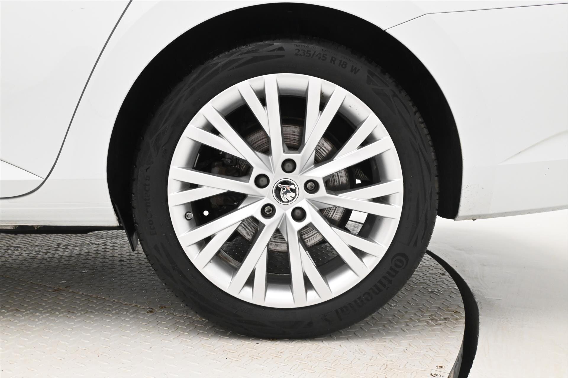 Škoda Superb Kombi 1,4 l 115 kw