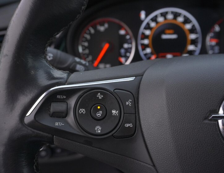 Opel Insignia Kombi 2,0 l 154 kw