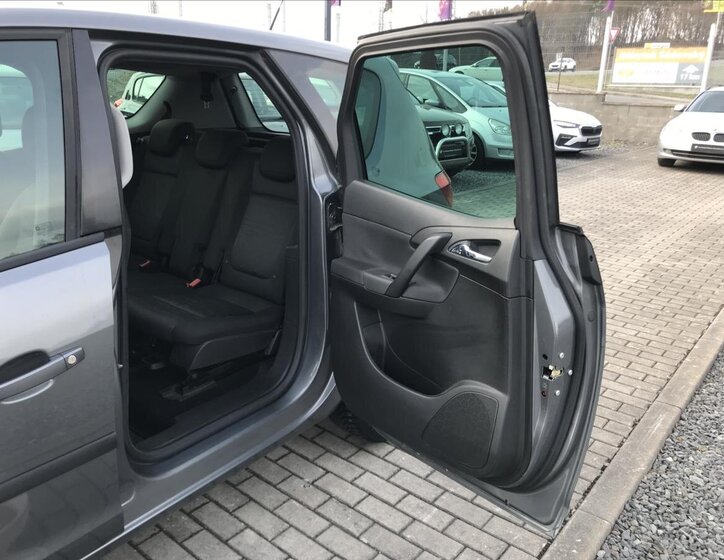 Opel Meriva MPV 1,4 l 74 kw