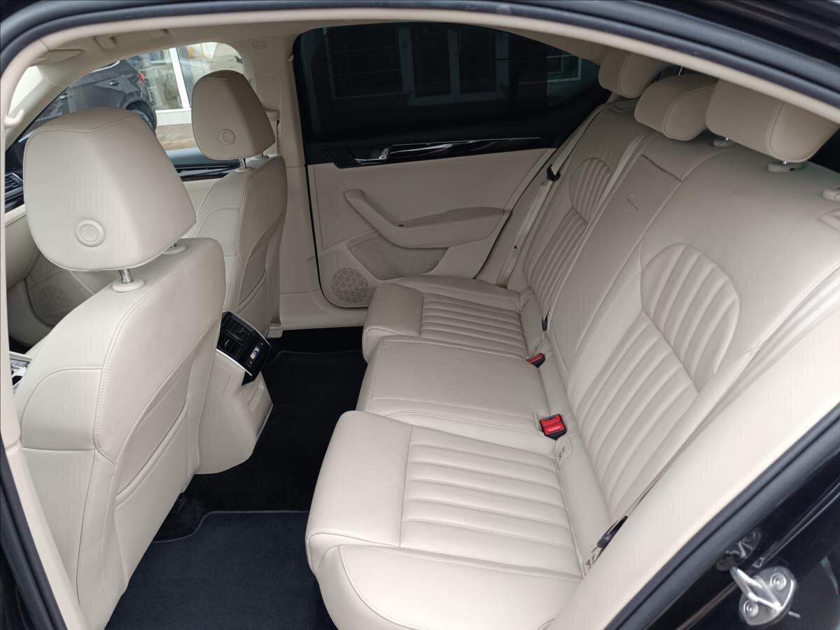 Škoda Superb Liftback 2,0 l 140 kw