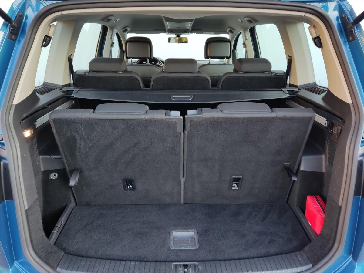 Volkswagen Touran MPV 1,2 l 81 kw