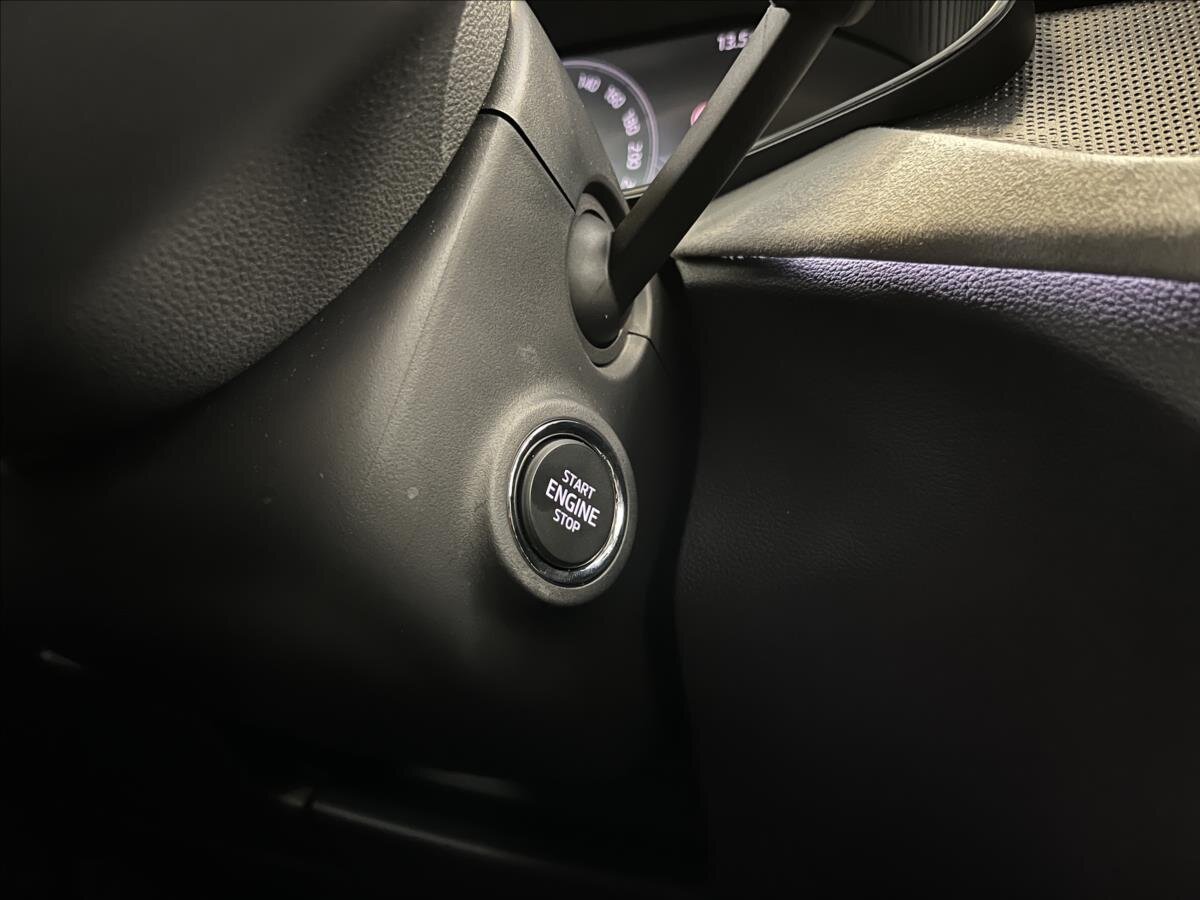 Škoda Kamiq SUV 999,0 85 kw