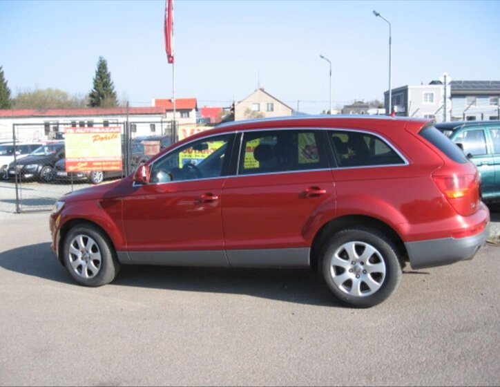 Audi Q7 SUV / Terénní 3,0 l 171 kw