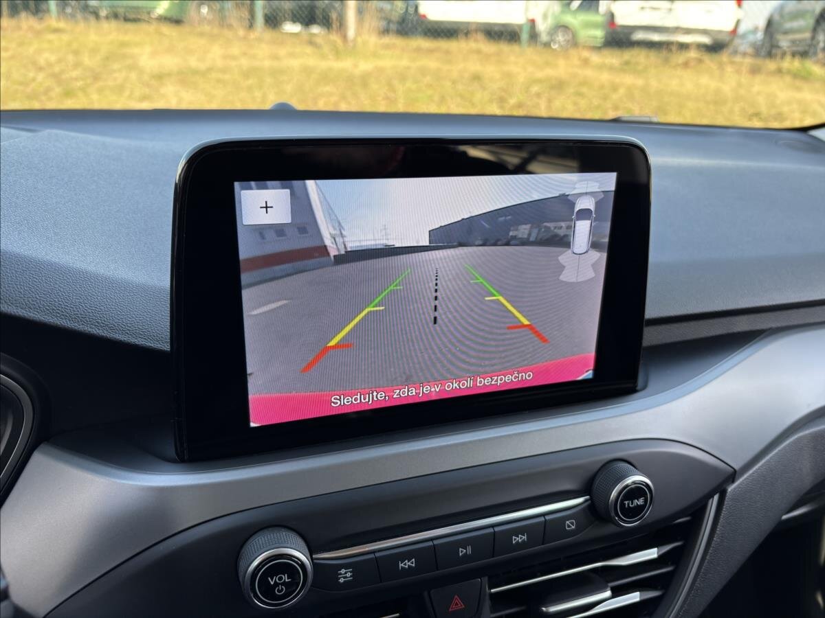 Ford Focus Kombi 999,0 92 kw