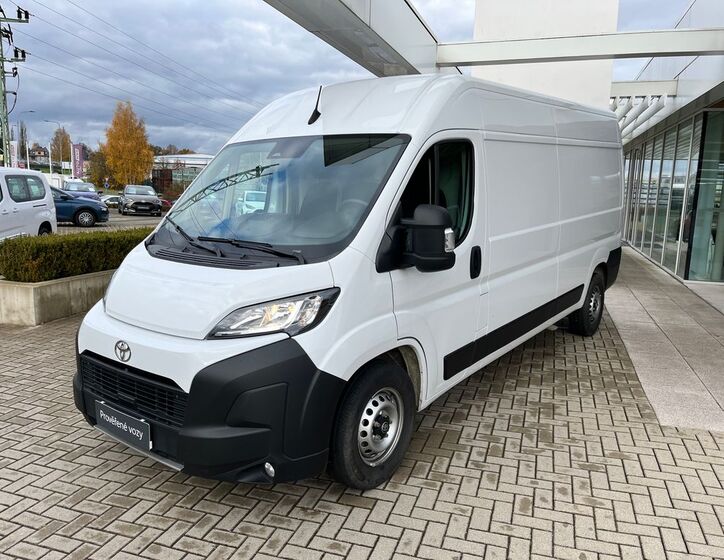 Toyota Proace Max 2