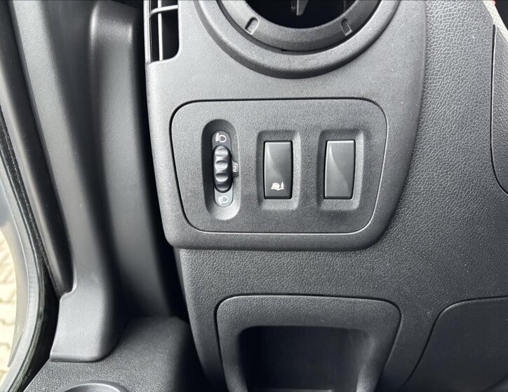 Renault Master Valník 2,3 l 92 kw