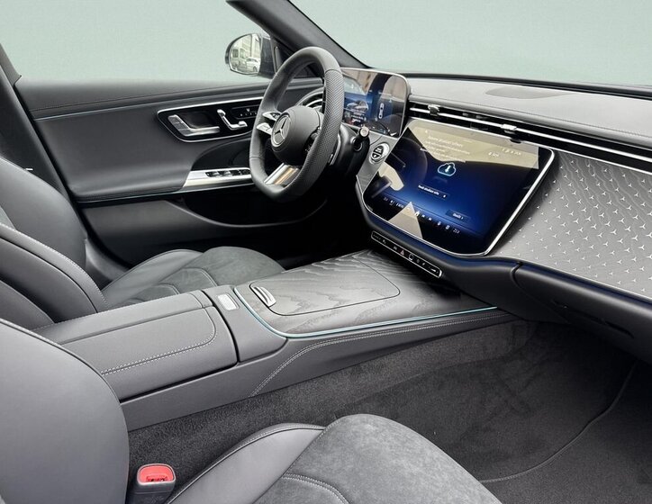 Mercedes-Benz Třídy E Sedan / Limuzína 2,0 l 167 kw