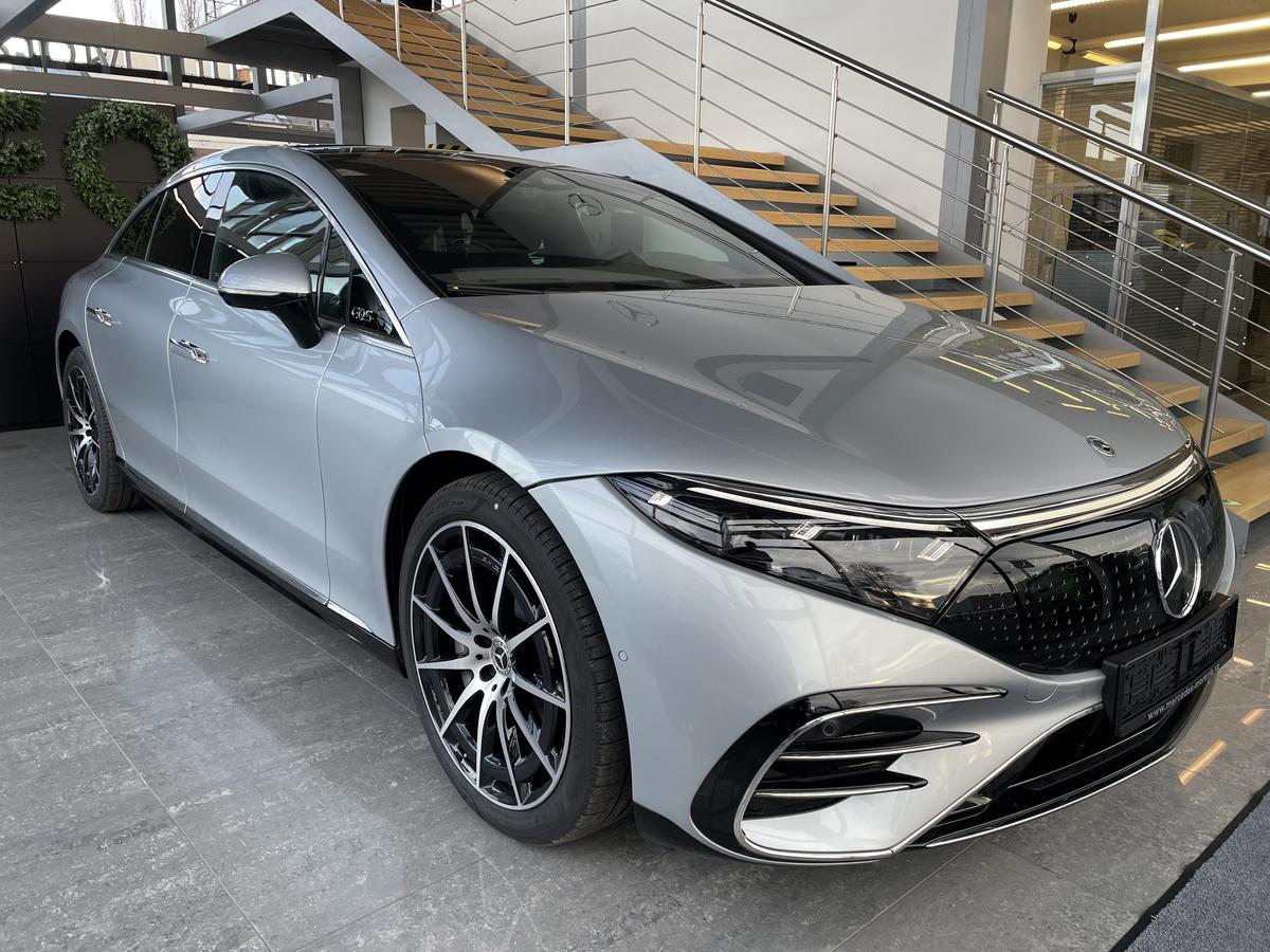 Mercedes-Benz EQS