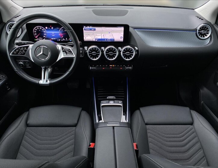 Mercedes-Benz Třídy B 12