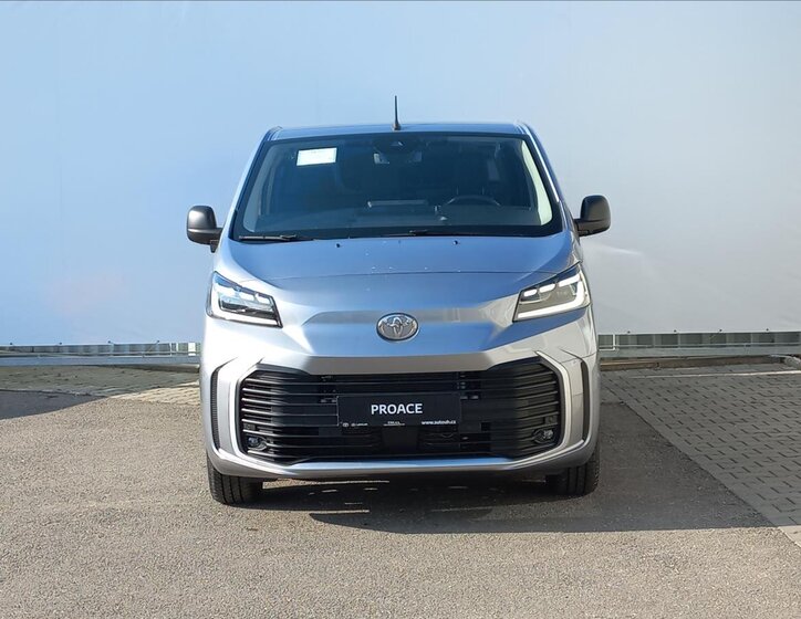 Toyota ProAce 4
