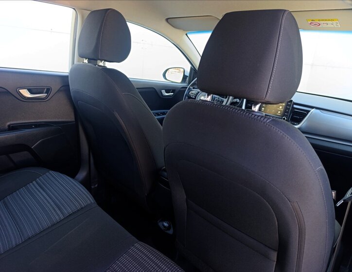 KIA Stonic Hatchback 1,4 l 73 kw