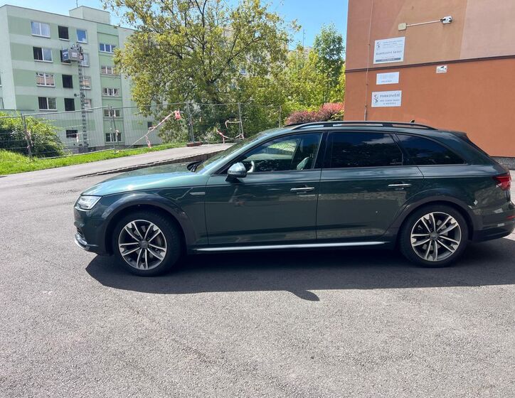 Audi A4 Allroad 5