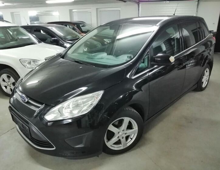 Ford Grand C-MAX 6