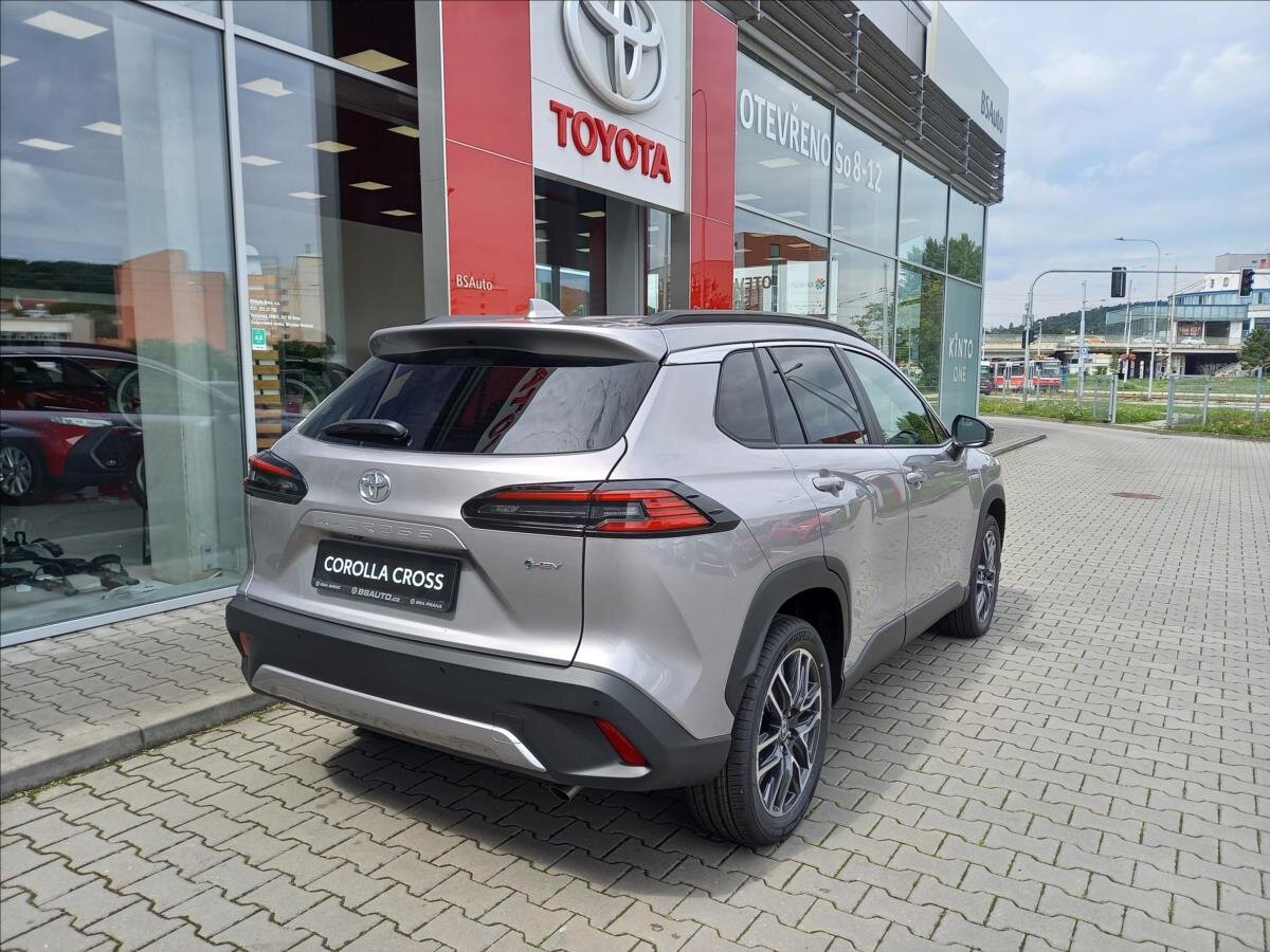 Toyota Corolla Cross SUV 2,0 l 131 kw