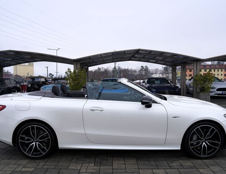 Mercedes-Benz Třídy E 11