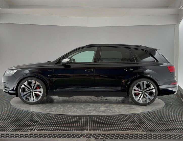 Audi SQ7 SUV / Terénní 4,0 l 320 kw