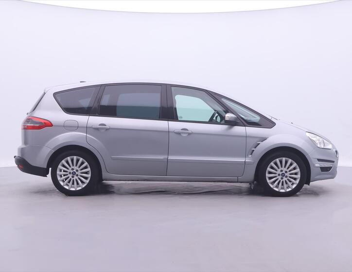 Ford S-MAX 8