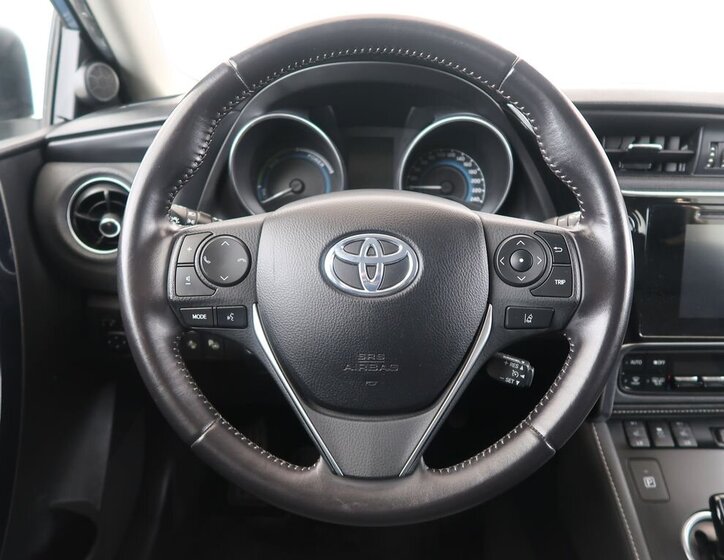 Toyota Auris Kombi 1,8 l 73 kw