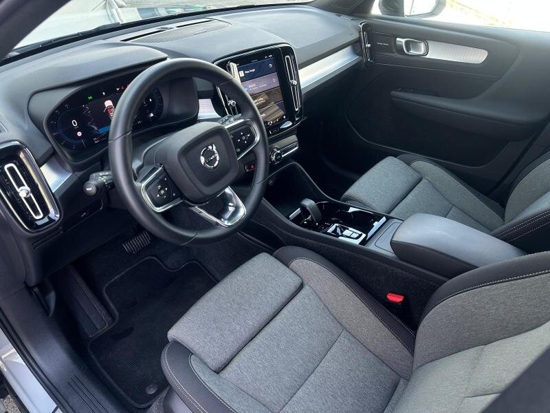 Volvo XC40 SUV 2,0 l 145 kw