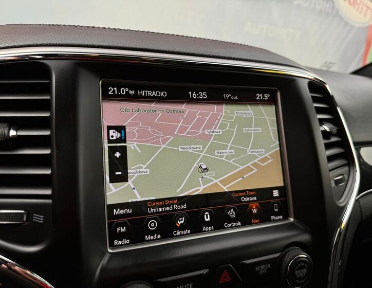 Jeep Grand Cherokee 28