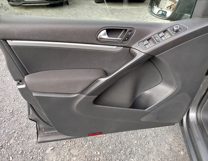 Volkswagen Tiguan SUV / Terénní 1,4 l 118 kw