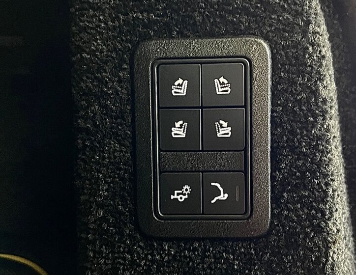 Land Rover Range Rover SUV / Terénní 4,4 l 250 kw