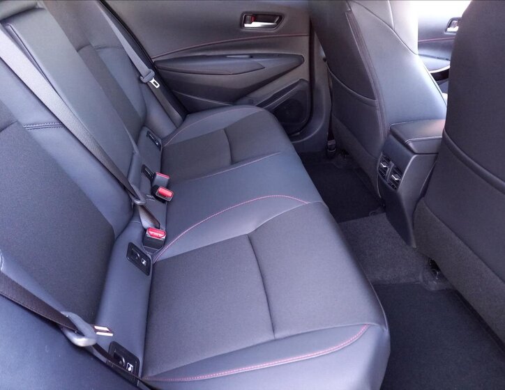 Toyota Corolla Kombi 2,0 l 112 kw