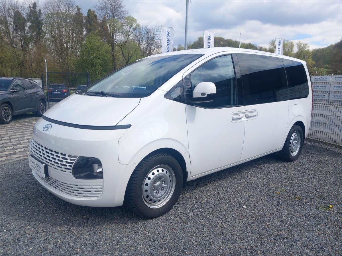 Hyundai Staria MPV 2,2 l 130 kw