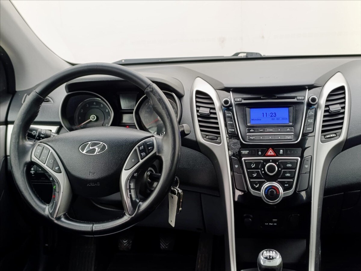 Hyundai i30 Kombi 1,6 l 99 kw