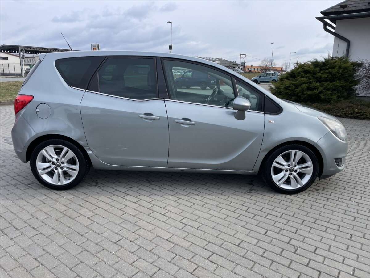 Opel Meriva MPV 1,4 l 88 kw