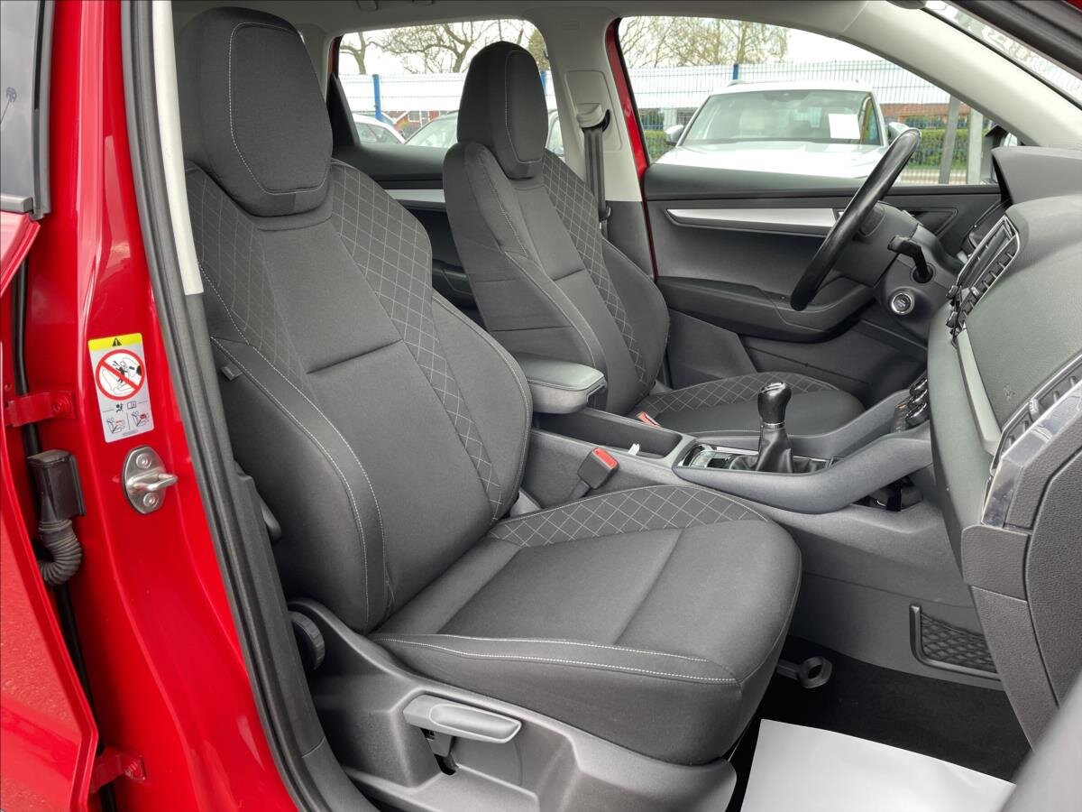 Škoda Karoq SUV / Terénní 999,0 85 kw