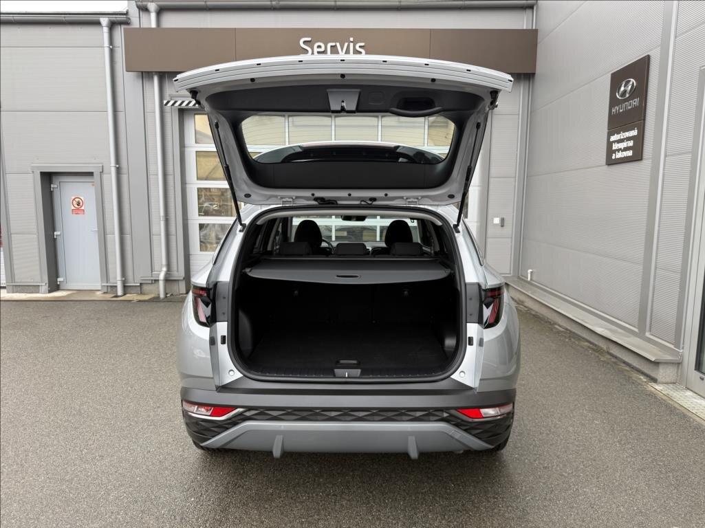 Hyundai Tucson SUV 1,6 l 110 kw