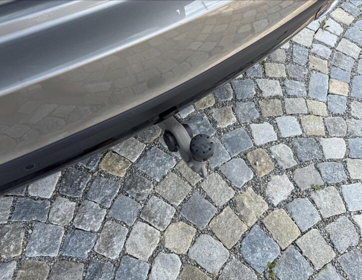 Mercedes-Benz GLE 33