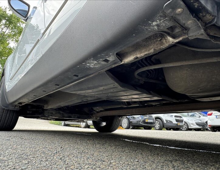 KIA Sportage SUV / Terénní 2,0 l 135 kw