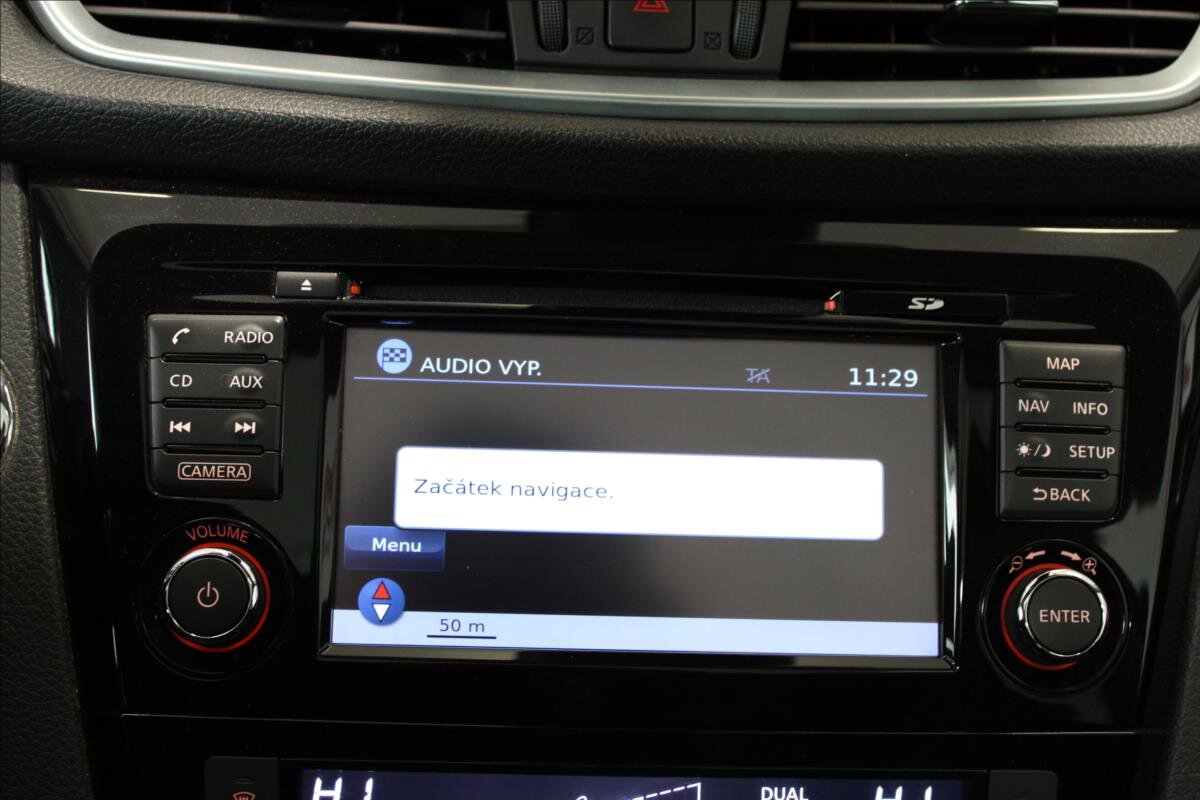 Nissan Qashqai SUV / Terénní 1,6 l 96 kw