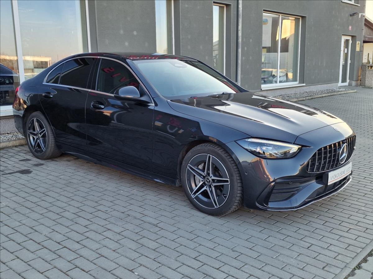 Mercedes-Benz Třídy C Sedan / Limuzína 2,0 l 147 kw