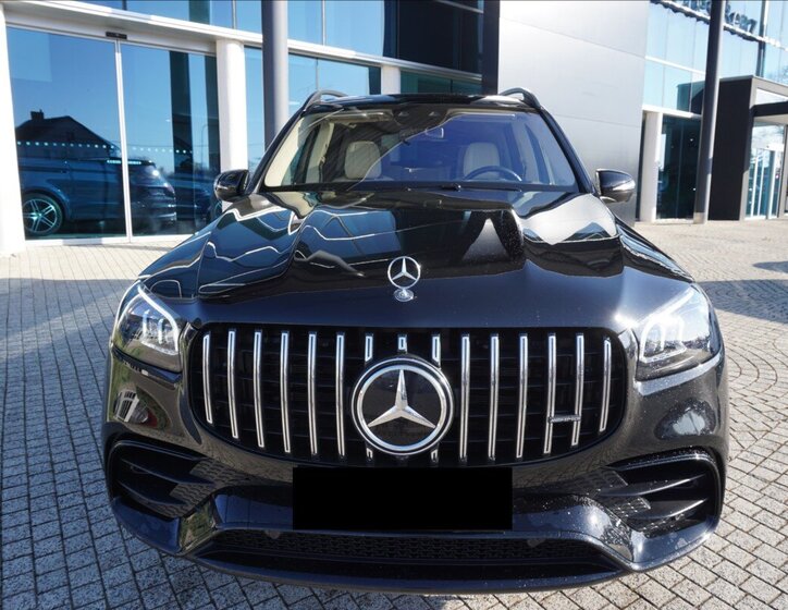 Mercedes-Benz GLS SUV / Terénní 4,0 l 450 kw
