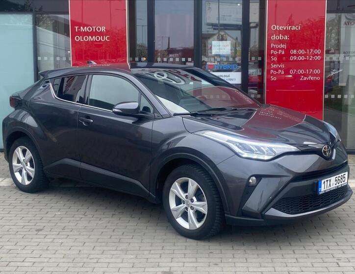 Toyota C-HR 3