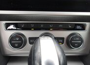 Volkswagen Passat Kombi 1,6 l 88 kw