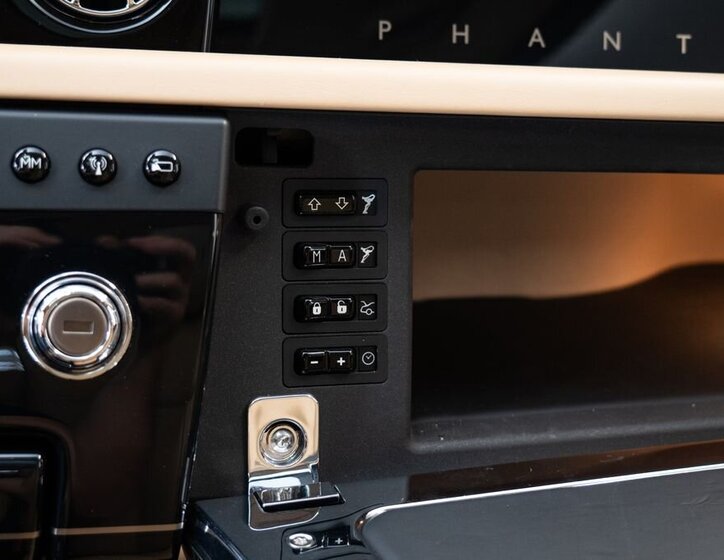 Rolls-Royce Phantom Sedan 6,7 l 338 kw