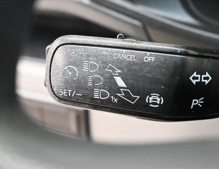 Volkswagen Transporter Skříň 2,0 l 110 kw