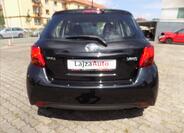 Toyota Yaris 5