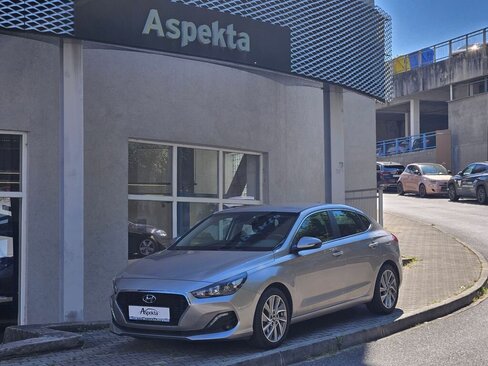 Hyundai i30 Hatchback 1,4 l 103 kw