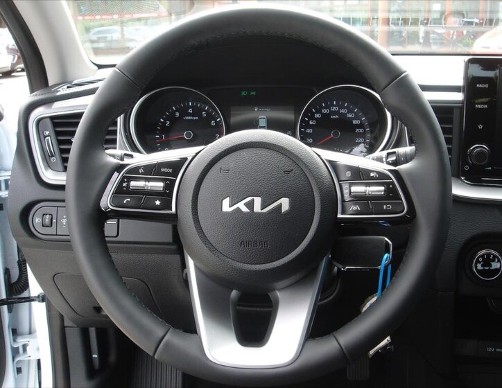 KIA Ceed 16