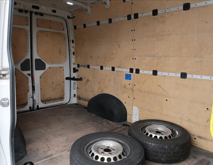 Volkswagen Crafter Ostatní 2,0 l 103 kw